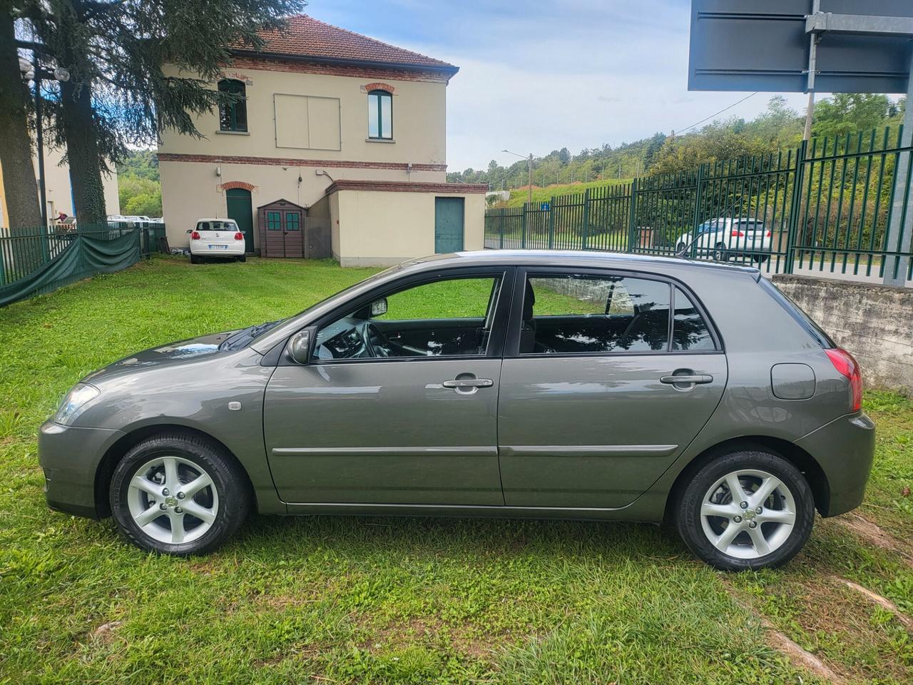 Toyota Corolla 1.6 16V 5 porte UNICO PROPRIETARIO