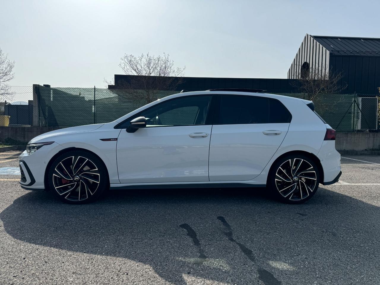 Volkswagen Golf GTI 2.0 TSI DSG