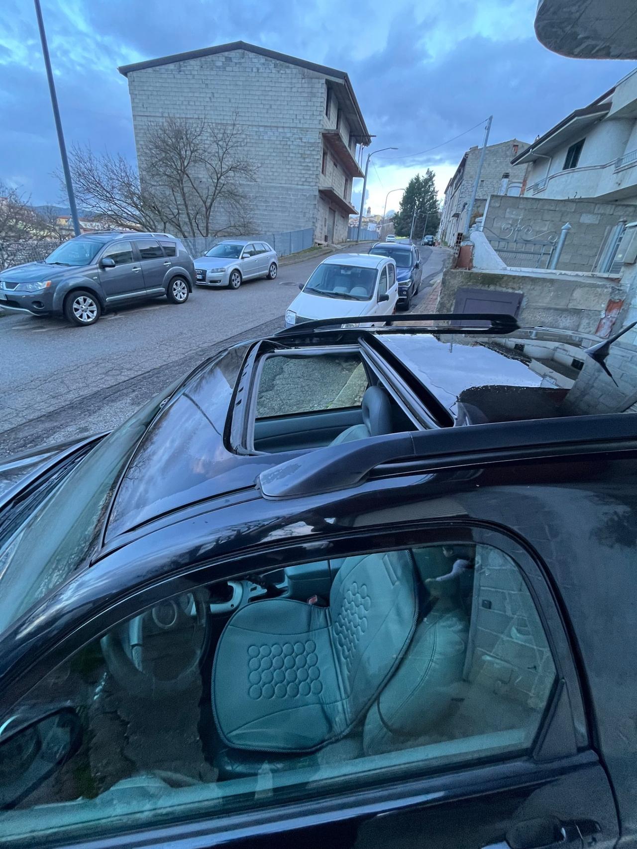 Toyota RAV 4 RAV4 2.0 Tdi D-4D cat 3 porte Sol