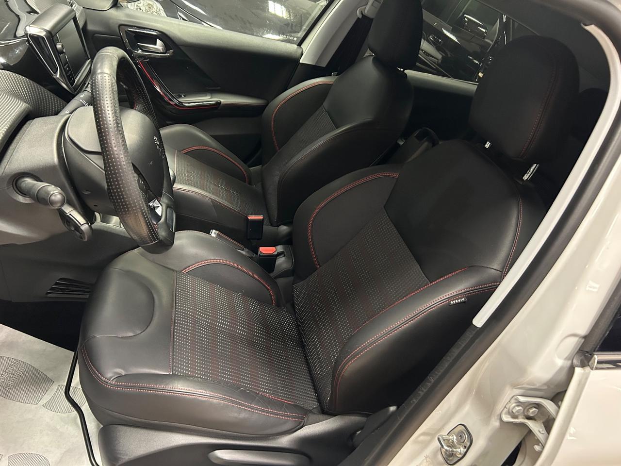 Peugeot 208 - 1.6 BlueHDi 120cv GT Line NEOPATENTATI