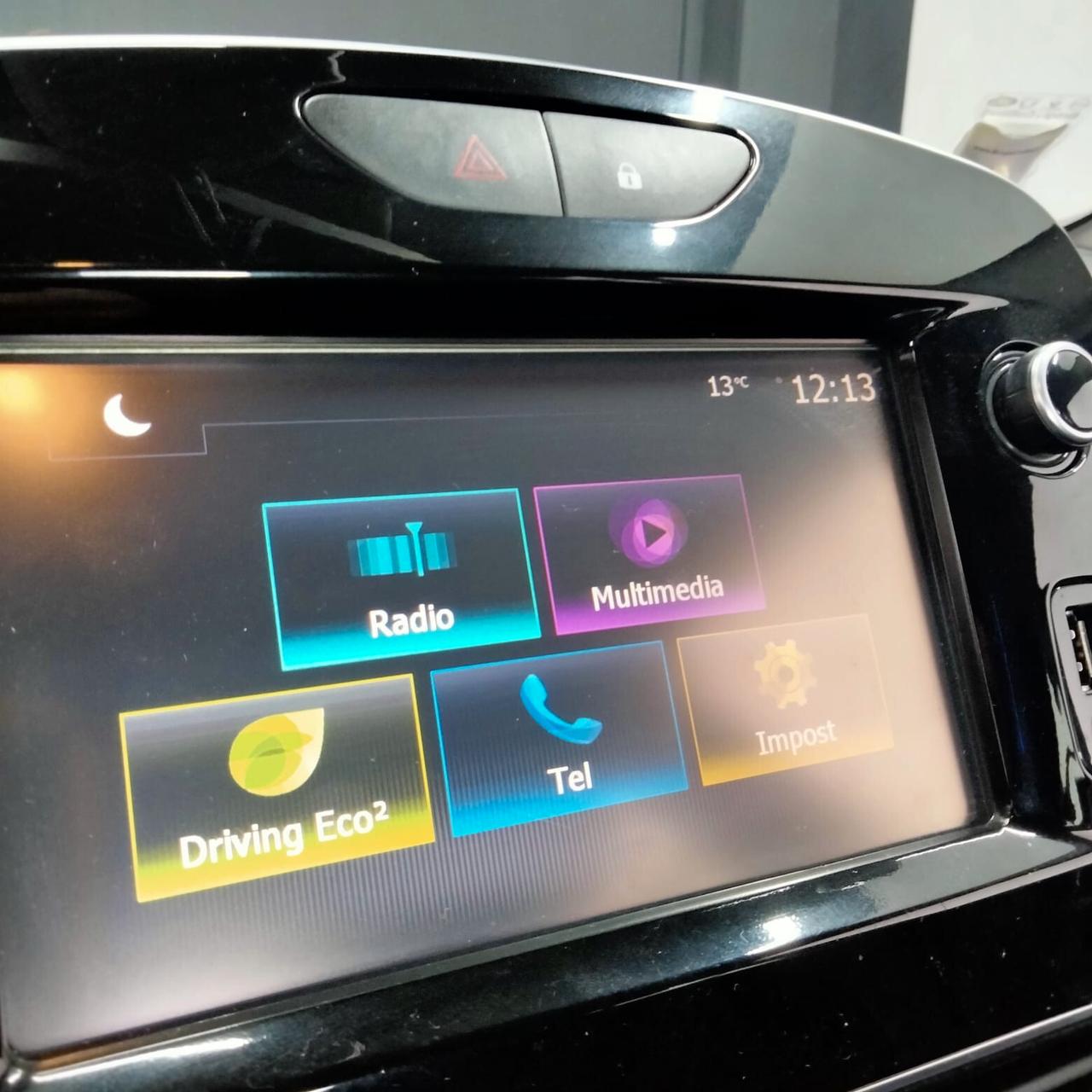 Renault Clio dCi 8V 90 CV EDC 5 porte Moschino Zen
