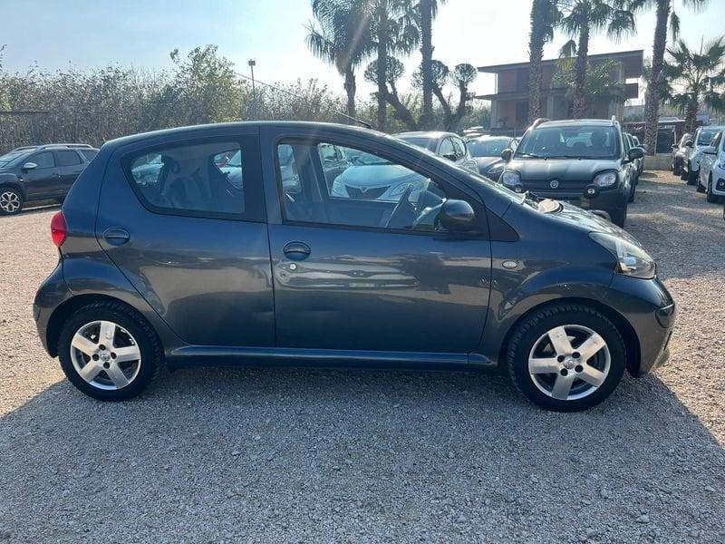 Toyota Aygo Aygo 1.0 12V VVT-i 5 porte Sol