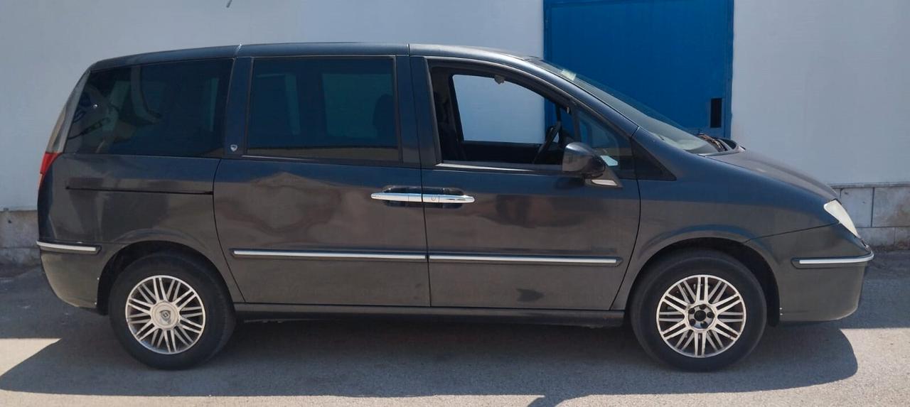 Lancia Phedra 2.2 MJT Limited Edition