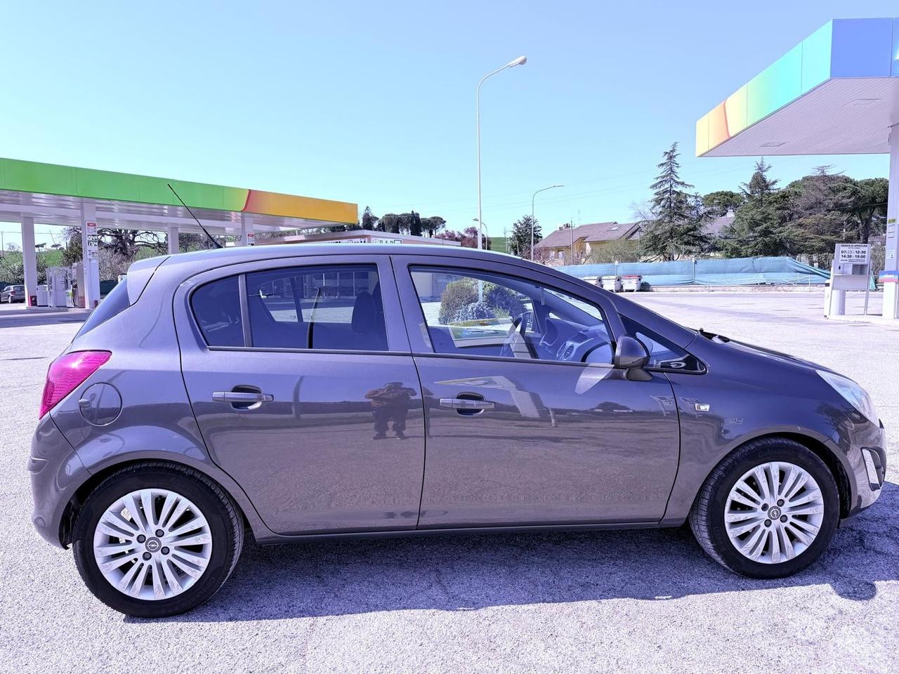 Opel Corsa 1.2 5 porte Ok neopatentati