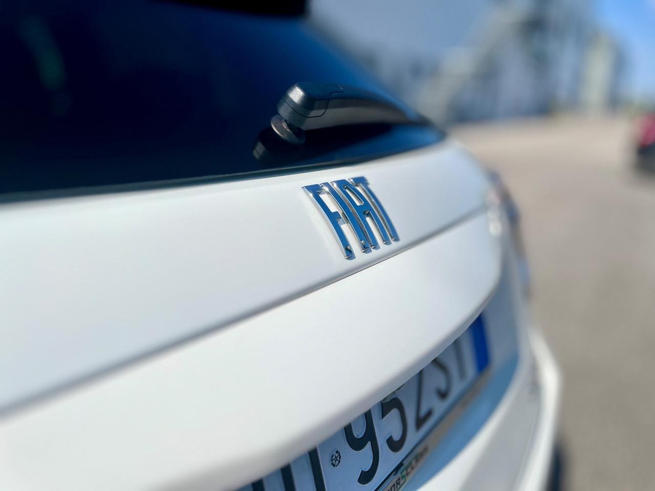 Fiat 600 Hybrid 136 CV DCT MHEV La Prima