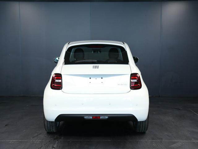 FIAT 500 Berlina Hybrid Torino