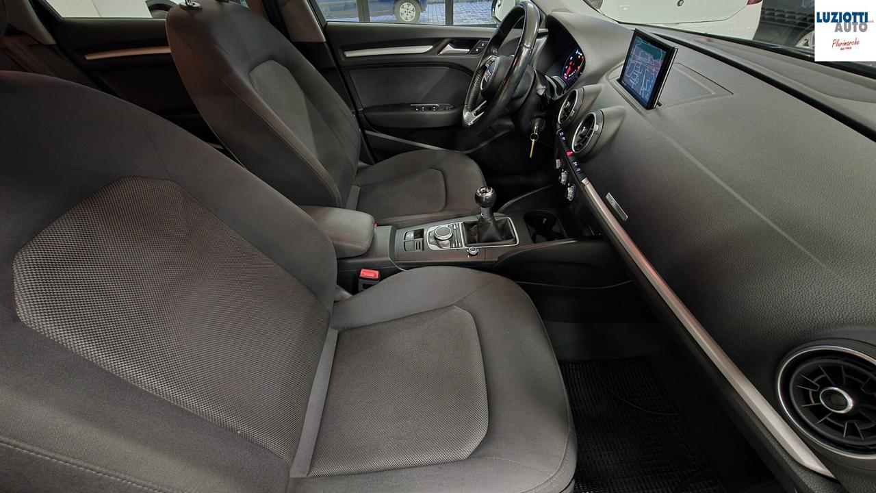 Audi A3 SPORTBACK 1.6 TDI BUSINESS - UNICO PR.