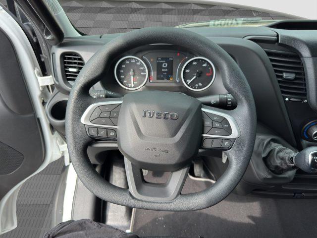 IVECO Daily (2014--->) 35S16V 2.3 HPT PM-SL-TA Furgone
