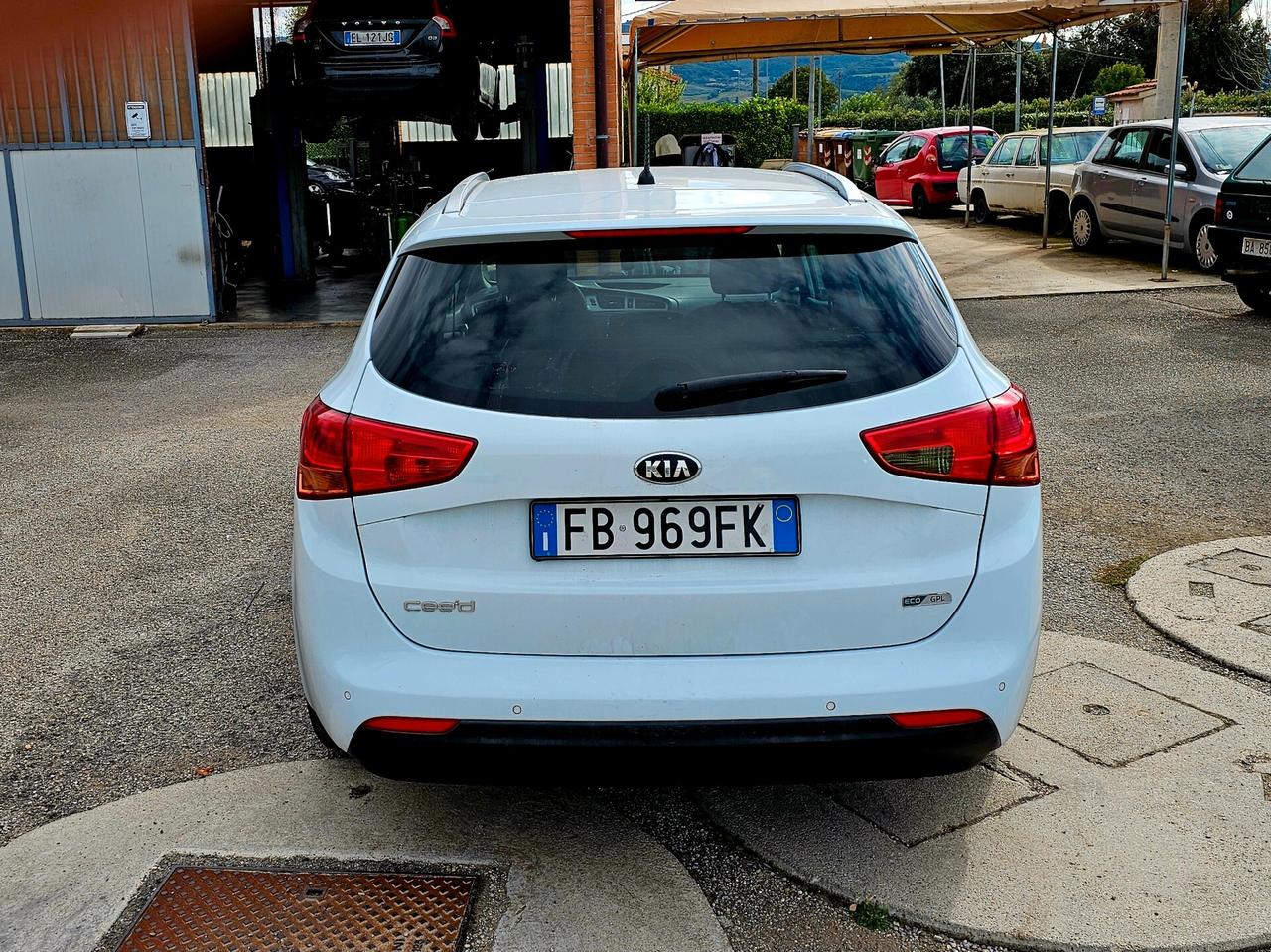 Kia Ceed cee'd 1.4 ECO GPL SW Cool