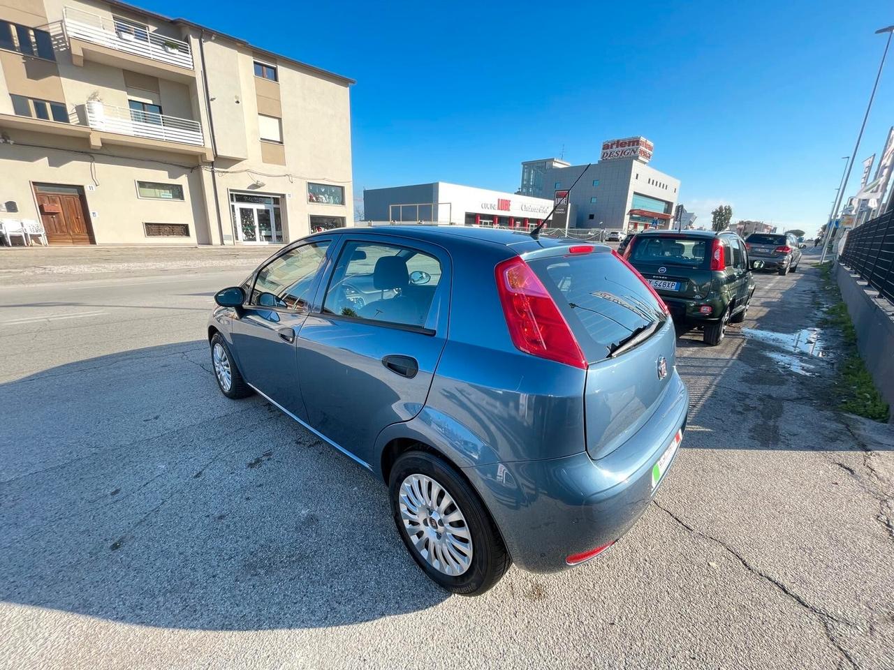 Fiat Punto 1.3 MJT II S&S 95 CV 5 porte Street