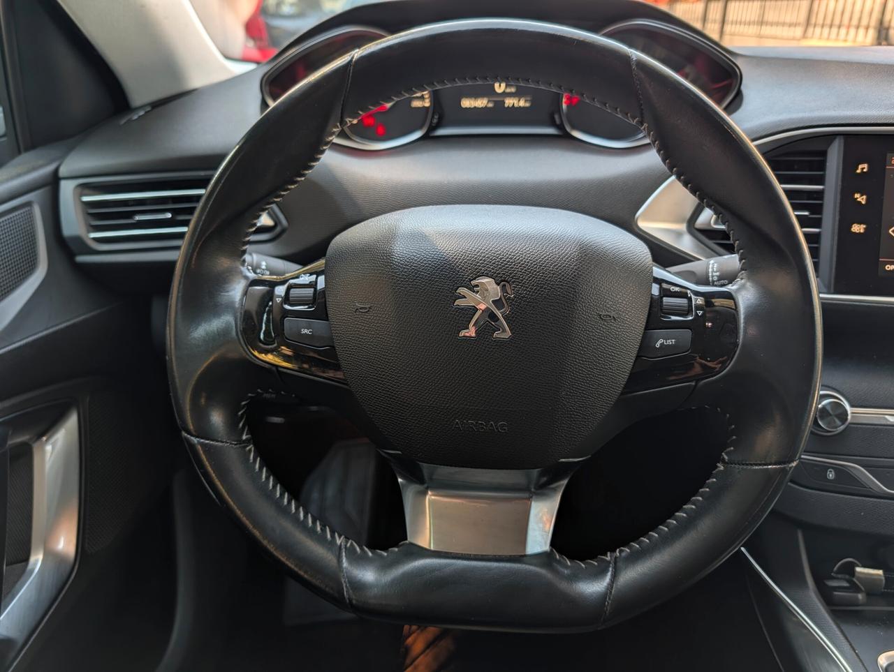 Peugeot 308 PureTech Turbo 130 S&S SW Allure