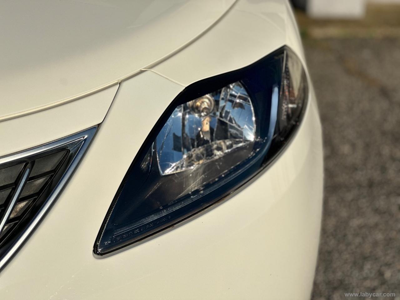 LANCIA Ypsilon 1.0 HYBRID Gold 70CV