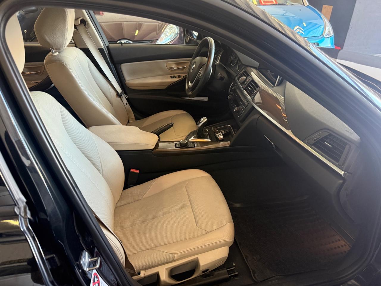 Bmw 320 320d xDrive Touring modern