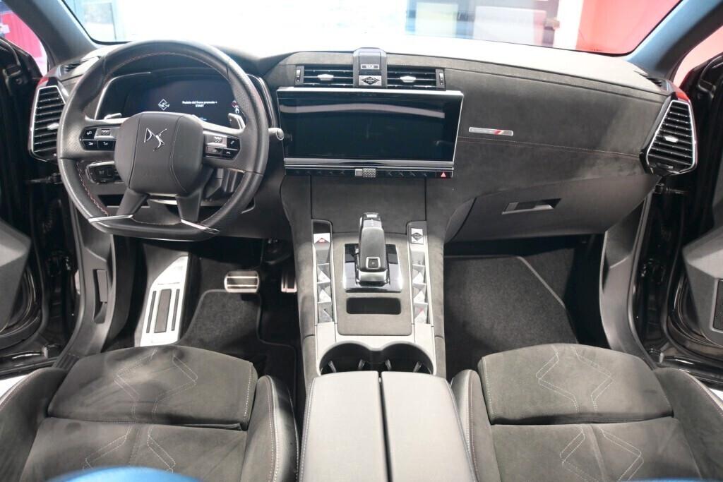 DS 7 1.5 BLUEHDI 130CV AUT. PERFORMANCE LINE+ ( FARI LED - COCKPIT - TETTO PANORAMICO APR. - ADAPTIVE CRUISE - CLIMA TRIZONA - NAVI - MIRROR - PDC - TELECAMERA POST. - CERCHI 20 )