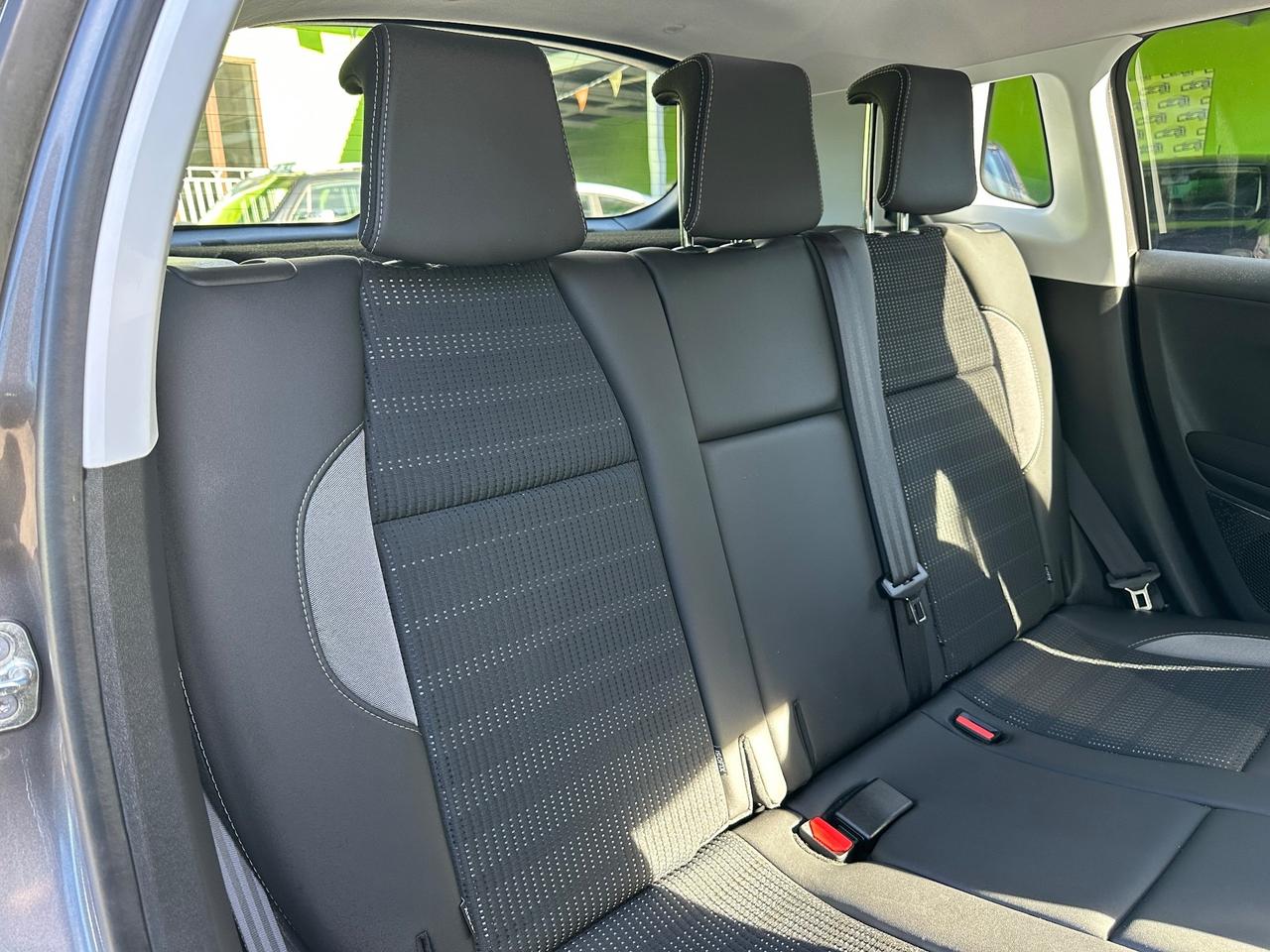 Peugeot 2008 HDi 120 Black Matt 100.000 Km