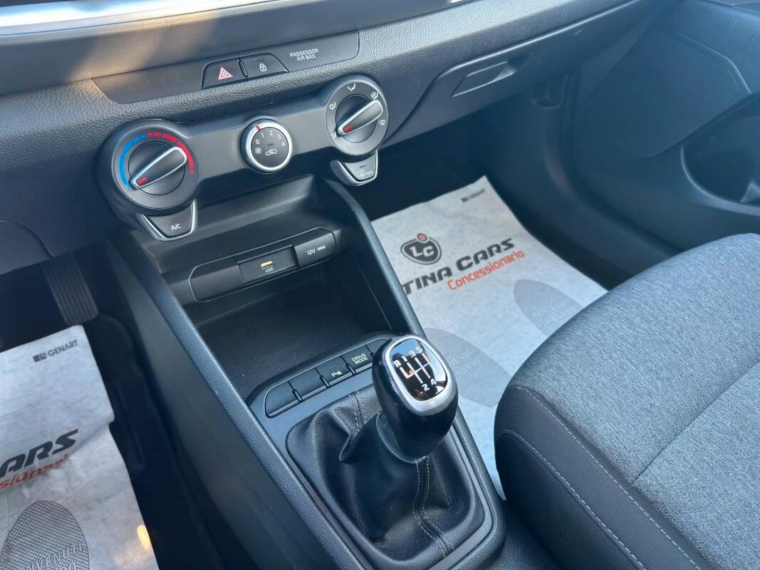 Kia Stonic 1.0 t-gdi mhev Urban 100cv CON TELECAM E CARPLAY