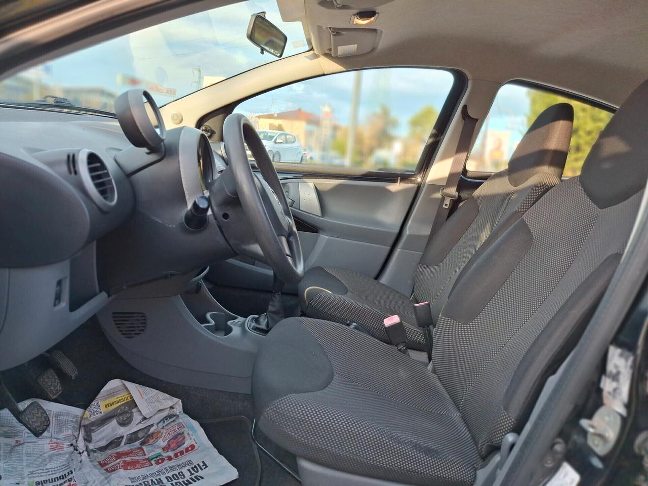 Toyota Aygo 1.0 12V VVT-i 5 porte
