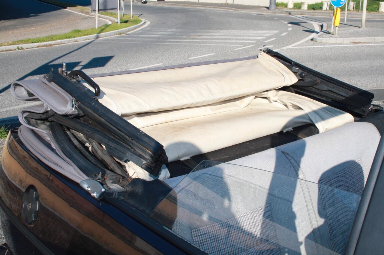 Volkswagen Golf II Serie Karmann