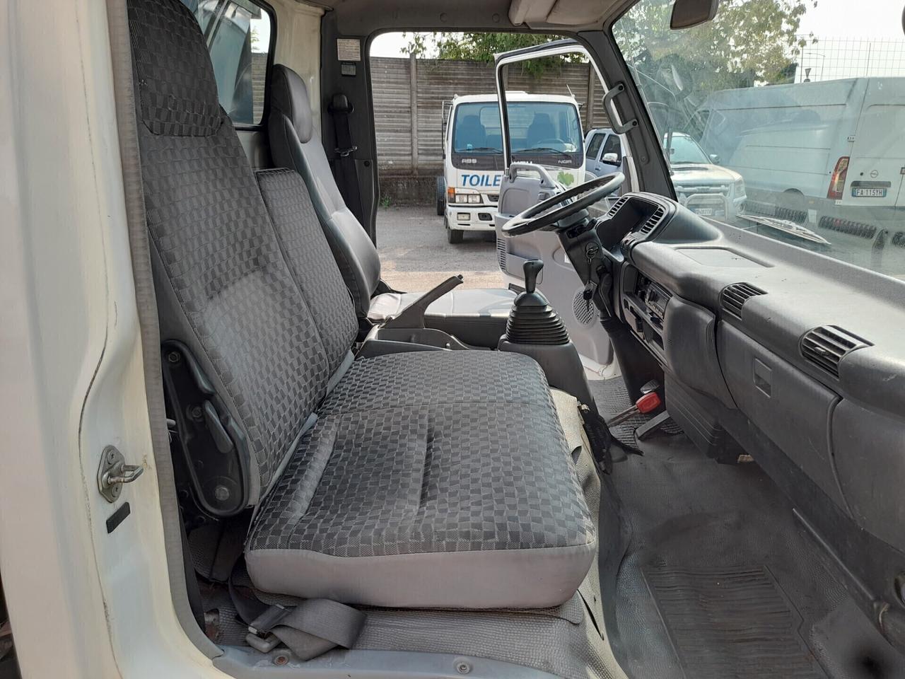 Isuzu NPR/NKR NKR 85 3.0 TD cat PM-RG Cabinato