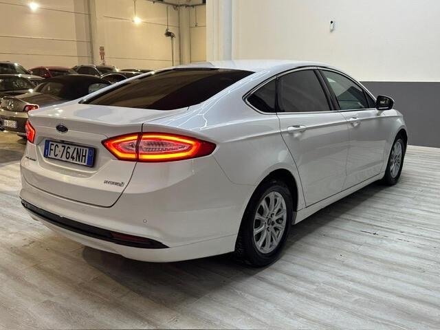 Ford Mondeo Full Hybrid 2.0 187 CV eCVT 4 porte Titanium Business