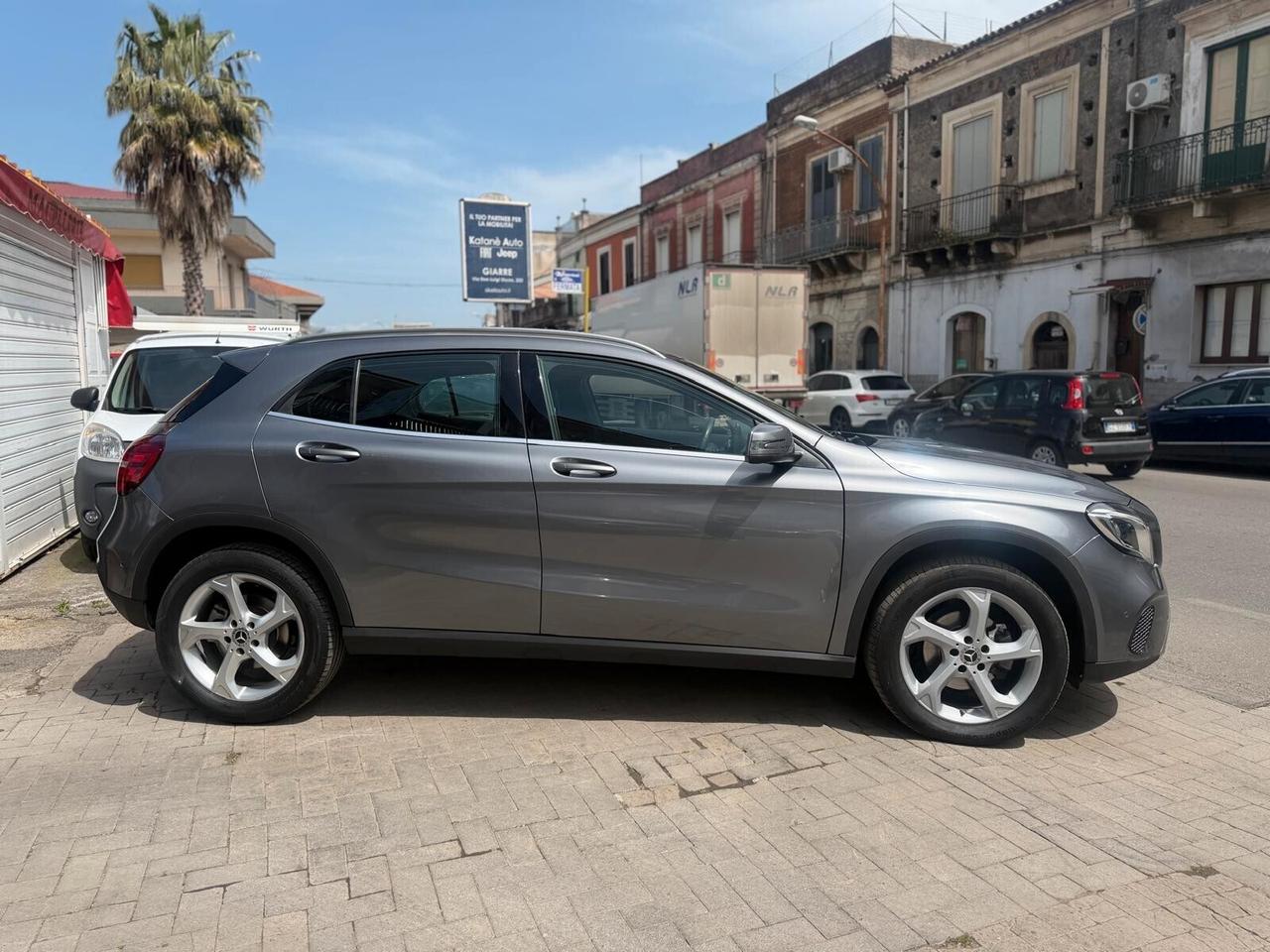 Mercedes-benz GLA 200 CDI Automatic SPORT Enduro