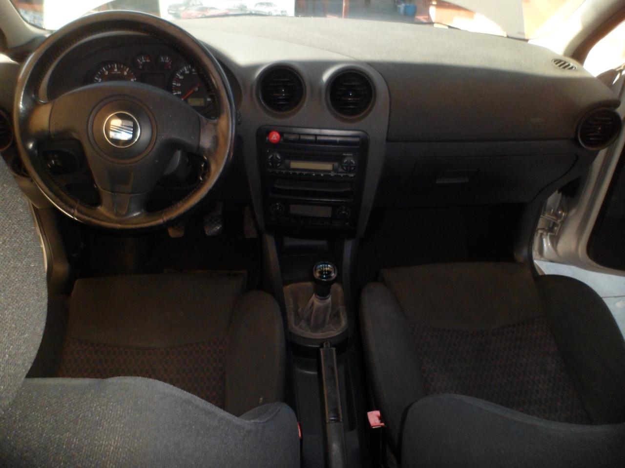SEAT Ibiza 1.4 benzina 5 porte full optional 04