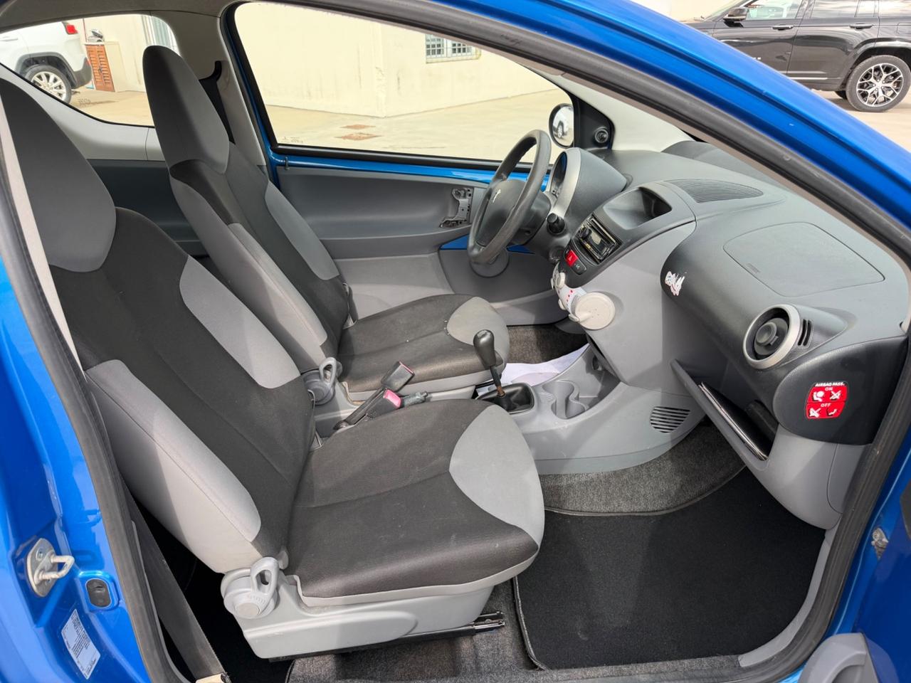 Peugeot 107 1.0 68CV 3p. 2010