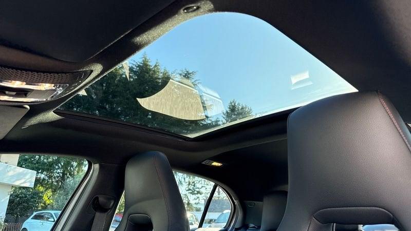 Mercedes-Benz Classe A A 180 d Automatic Premium