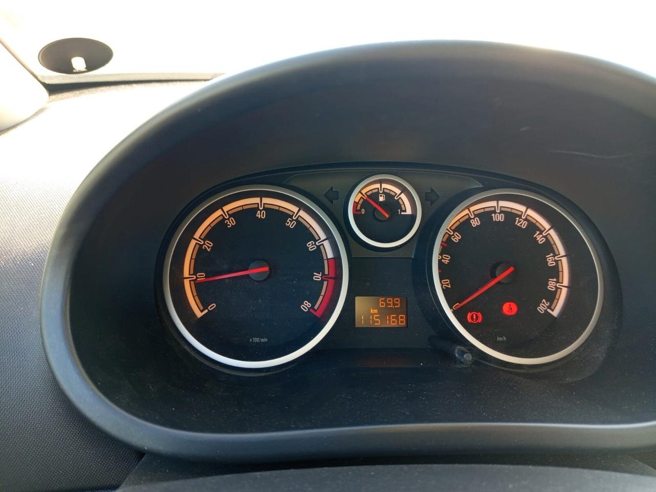 Opel Corsa 1.2 5 porte Cosmo