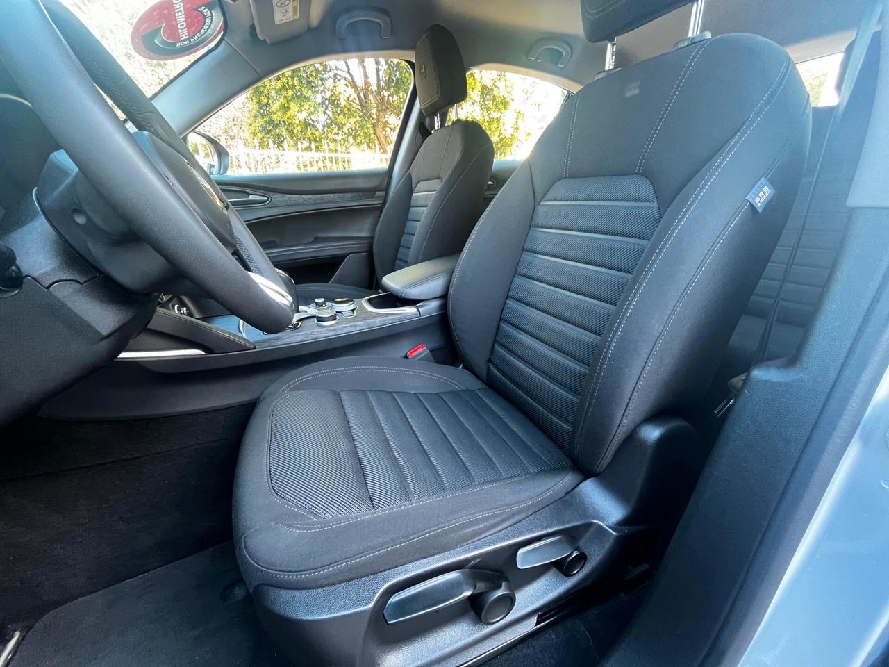 Alfa Romeo Stelvio 2.2 Turbodiesel 160 CV AT8 RWD Super Business