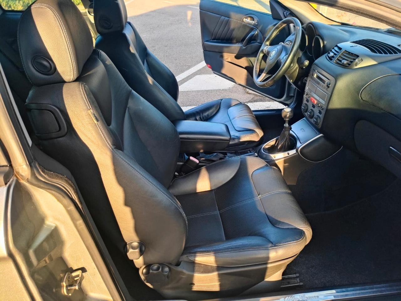 Alfa Romeo GT 1.9 MJT 16V Distinctive