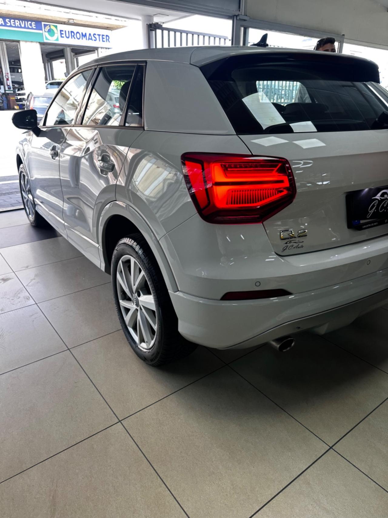 Audi Q2 30 TDI Business Design