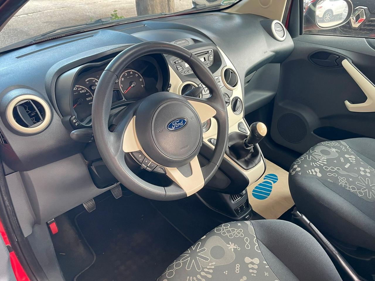 Ford Ka 1.2 8V 69 CV Individual