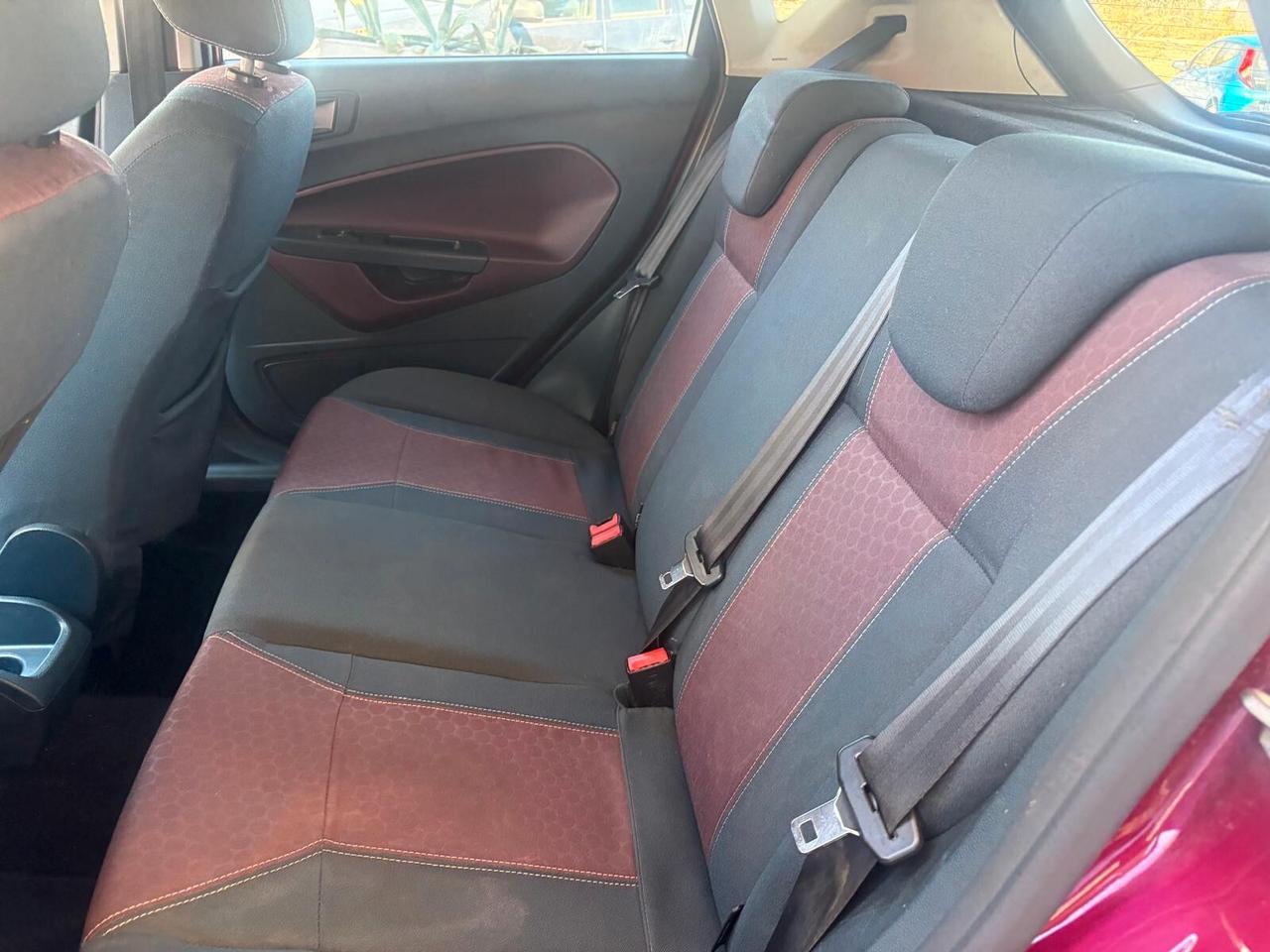 Ford Fiesta 1.4 TDCi 5p. Titanium