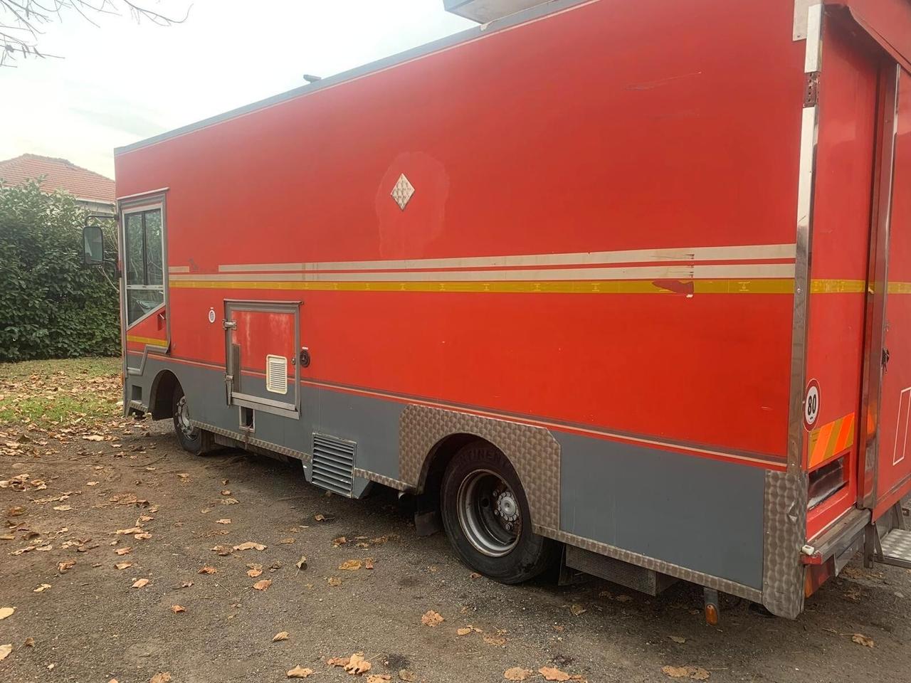 FOOD TRUCK