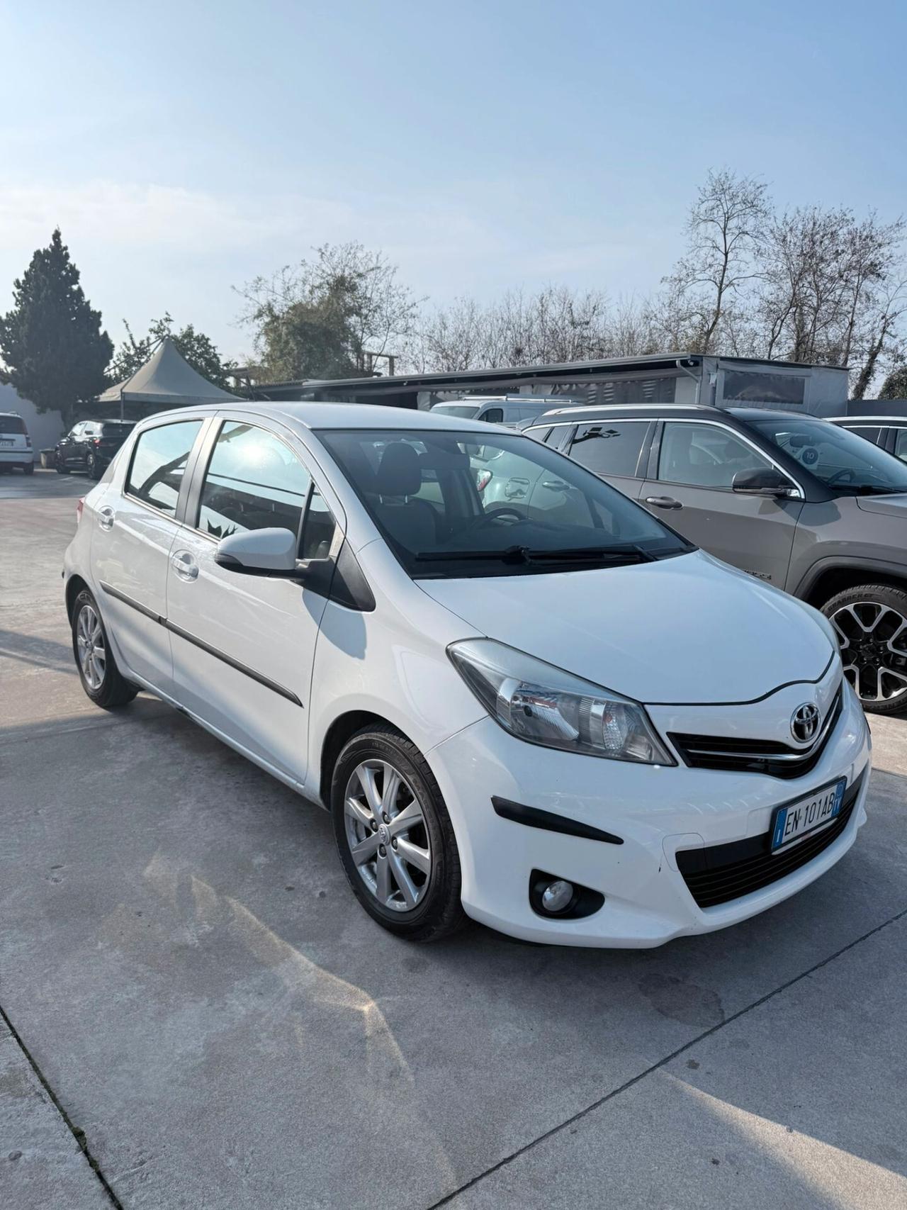 Toyota Yaris 1.4 D-4D 5 porte Lounge
