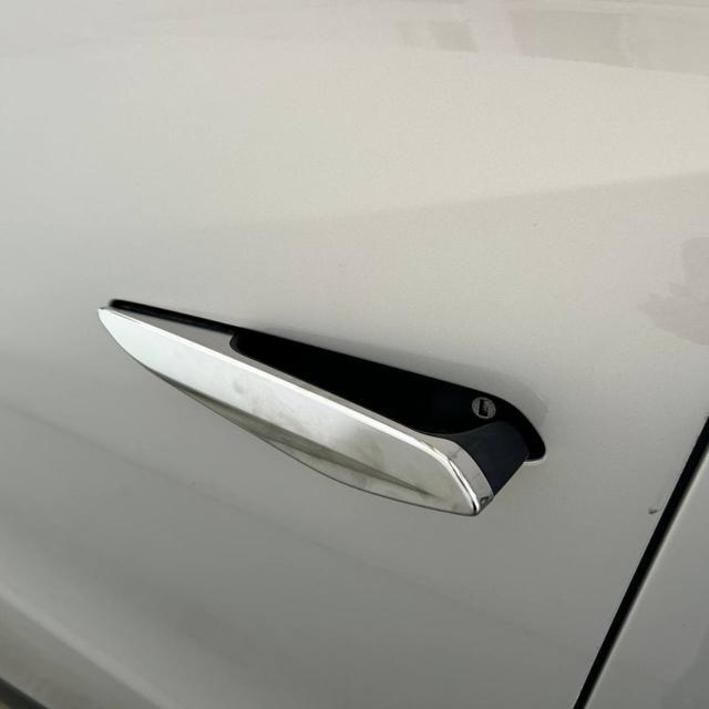 DS AUTOMOBILES DS 3 Crossback E-Tense So Chic