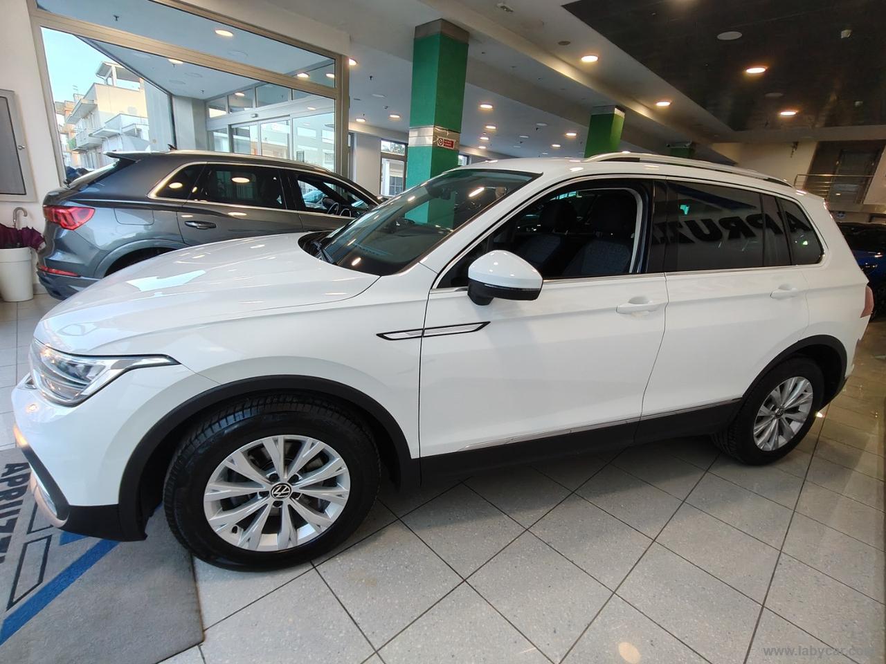 VOLKSWAGEN Tiguan 2.0 TDI 150CV SCR DSG Life