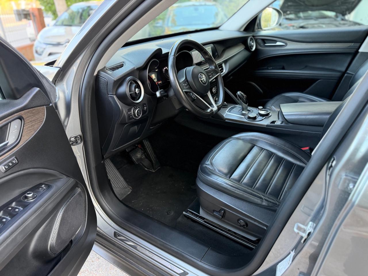 Alfa Romeo Stelvio 2.2 Turbodiesel 210 CV AT8 Q4 Business
