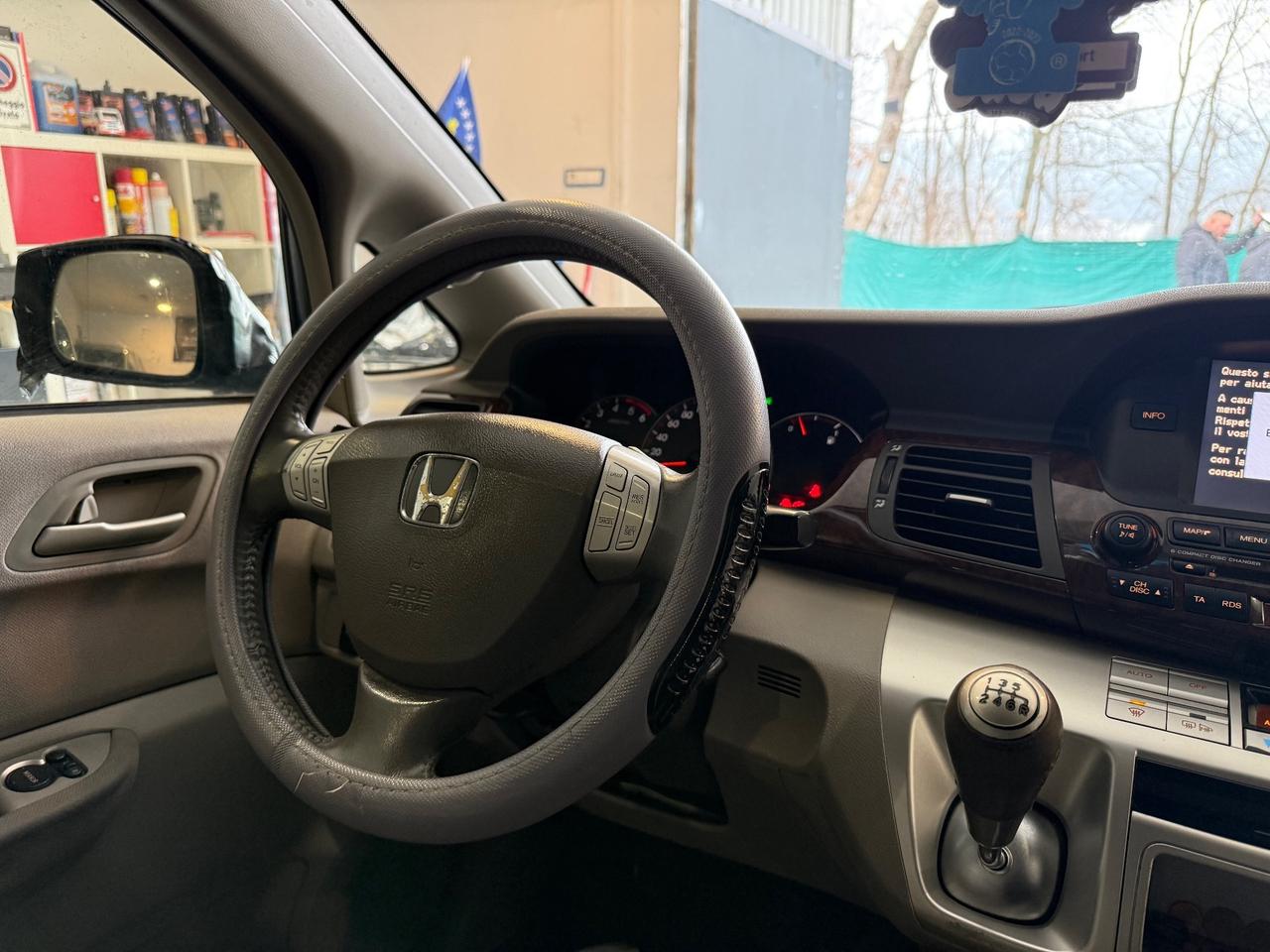 Honda FR-V 2.2d full optional