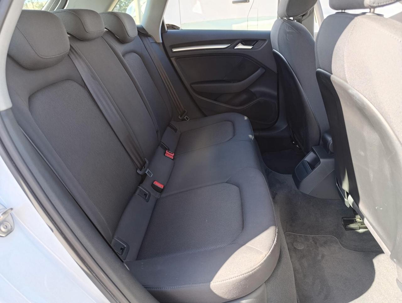 AUDI A3 1.6 TDI 116 CV Design KM 90.000 LED/NAV/SEDILI RISCALDATI