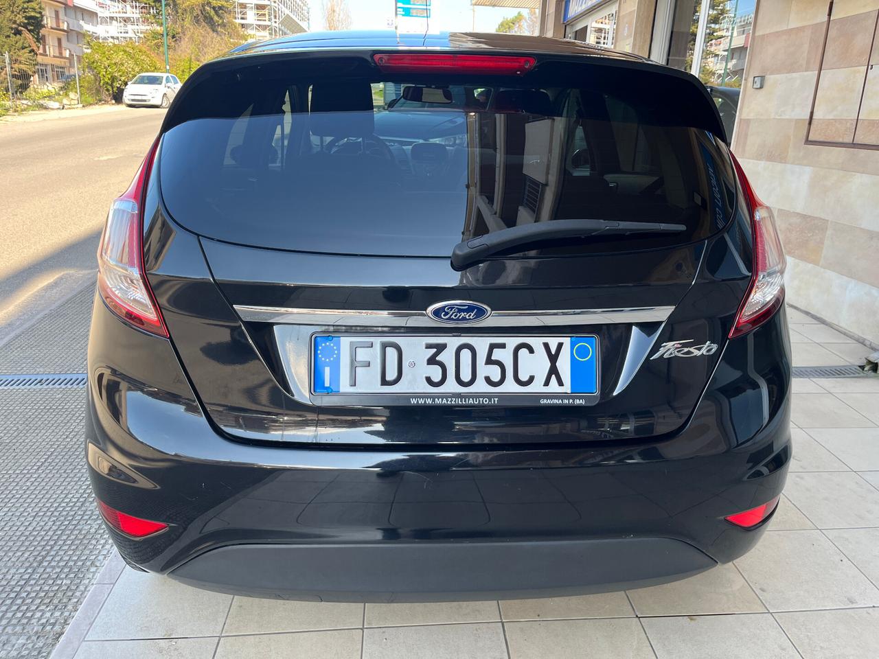 Ford Fiesta 1.5 TDCi 75CV 5 porte Titanium
