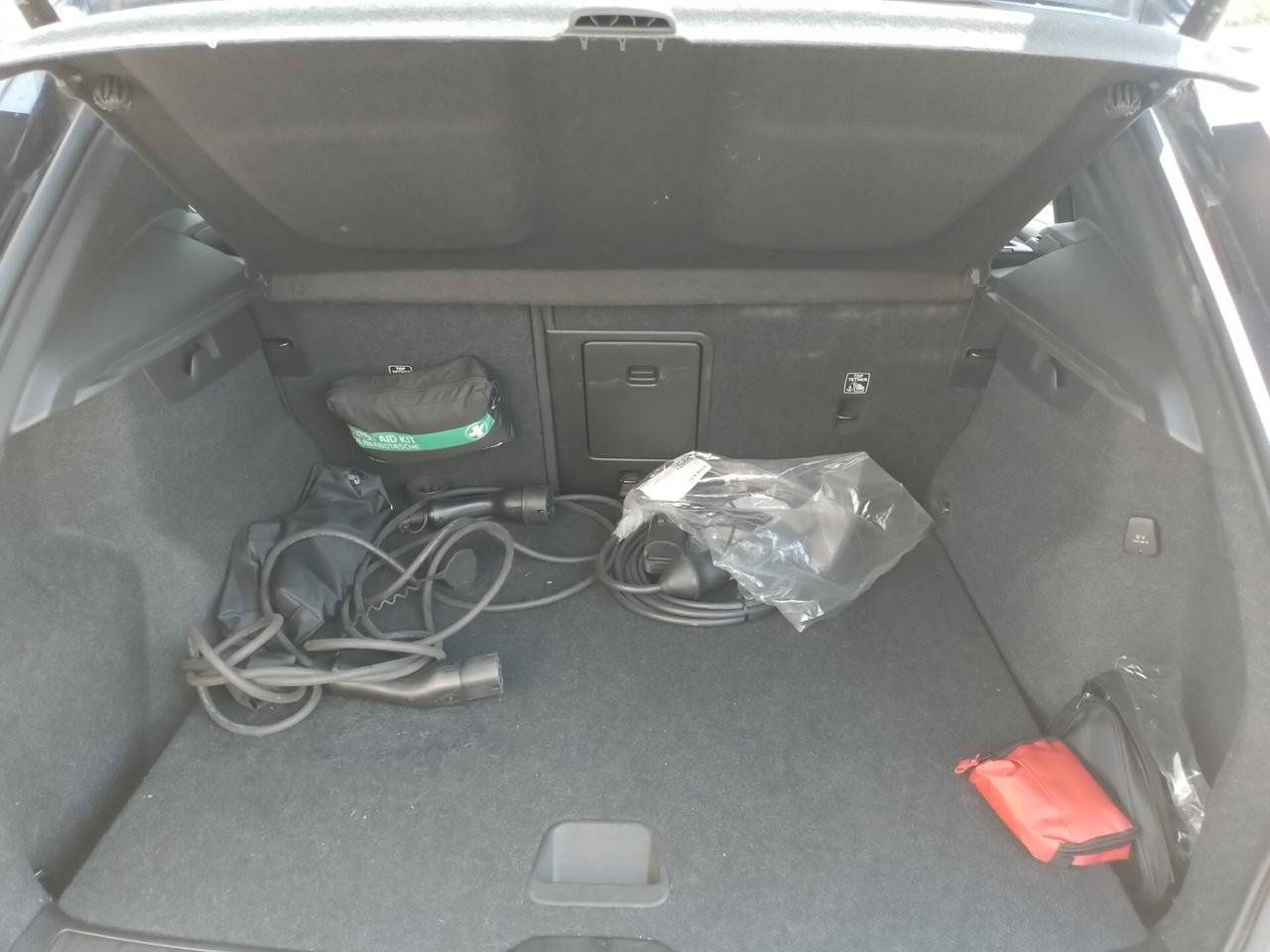 Volvo XC40 T4 Recharge 1.5 Plug-in Hybrid 129cv Inscription auto