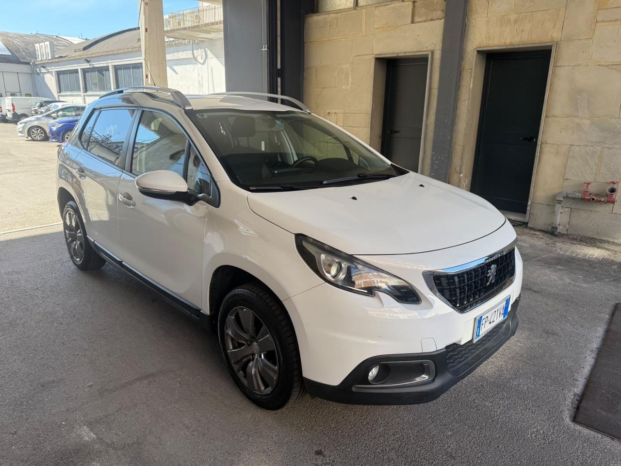 Peugeot 2008 PureTech 82 Allure