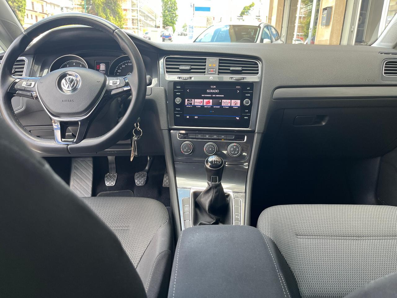 Volkswagen Golf 1.0 TSI 110 CV 5p.