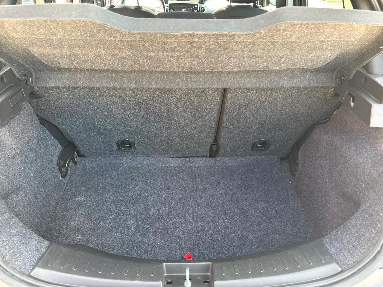 Lancia Ypsilon 1.0 Hybrid Platino full optional