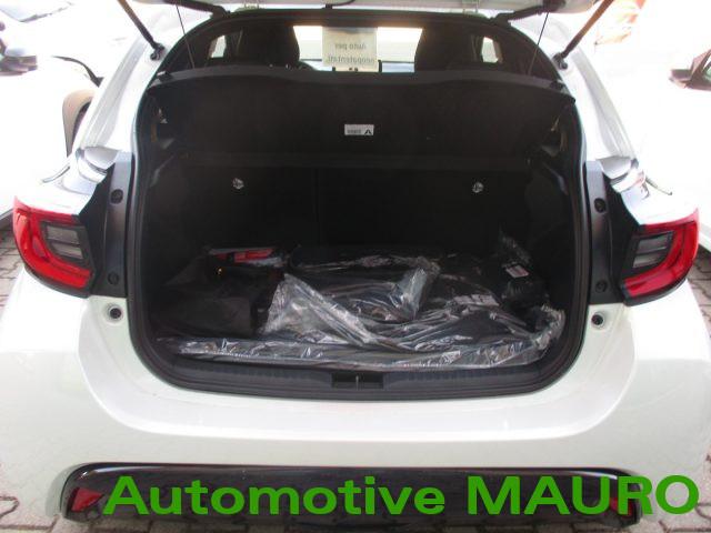 TOYOTA Yaris 1.5 130 Hybrid 5 porte Lounge - NEOPATENTATI