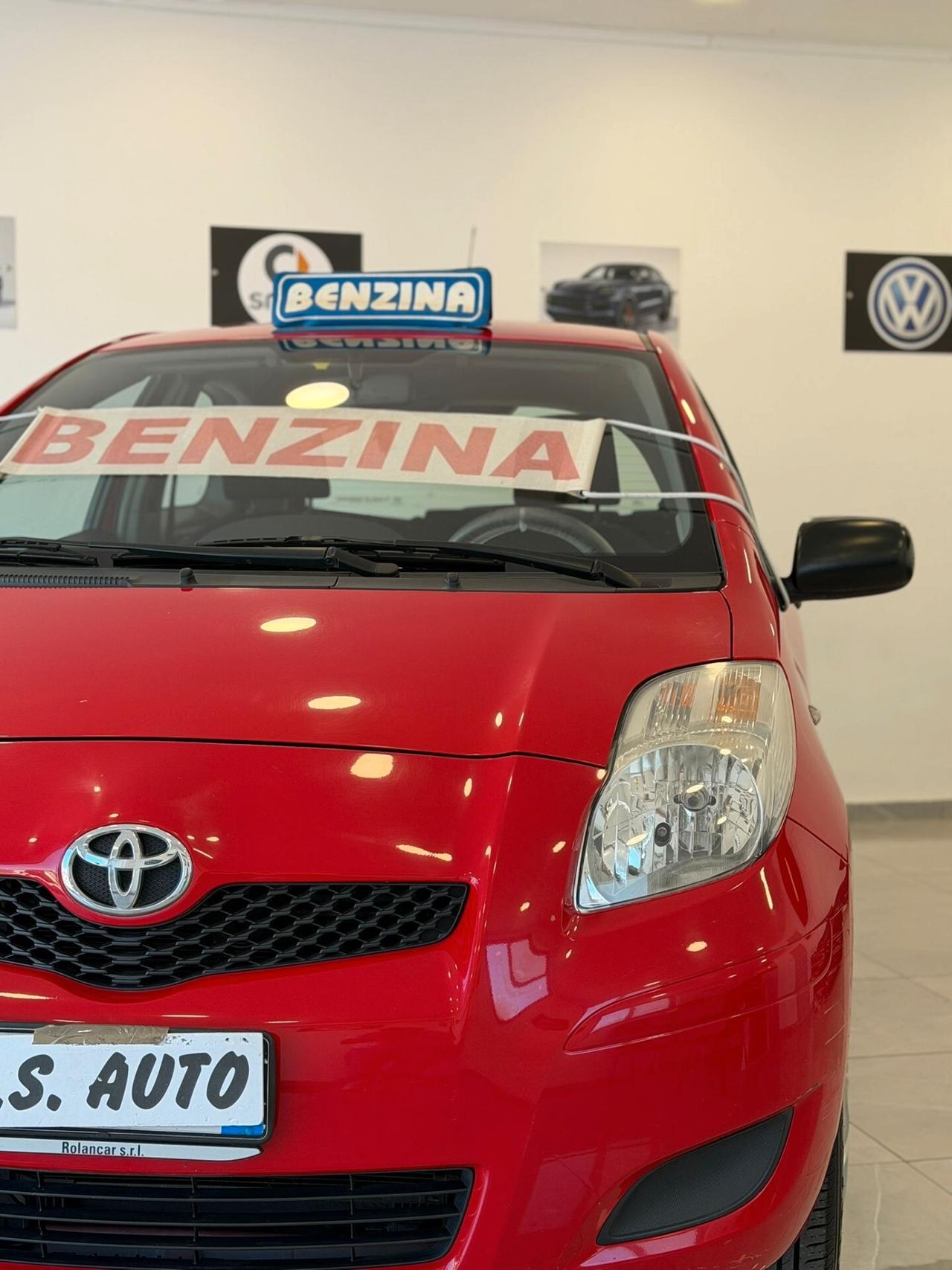 Toyota Yaris 1.0 3 porte