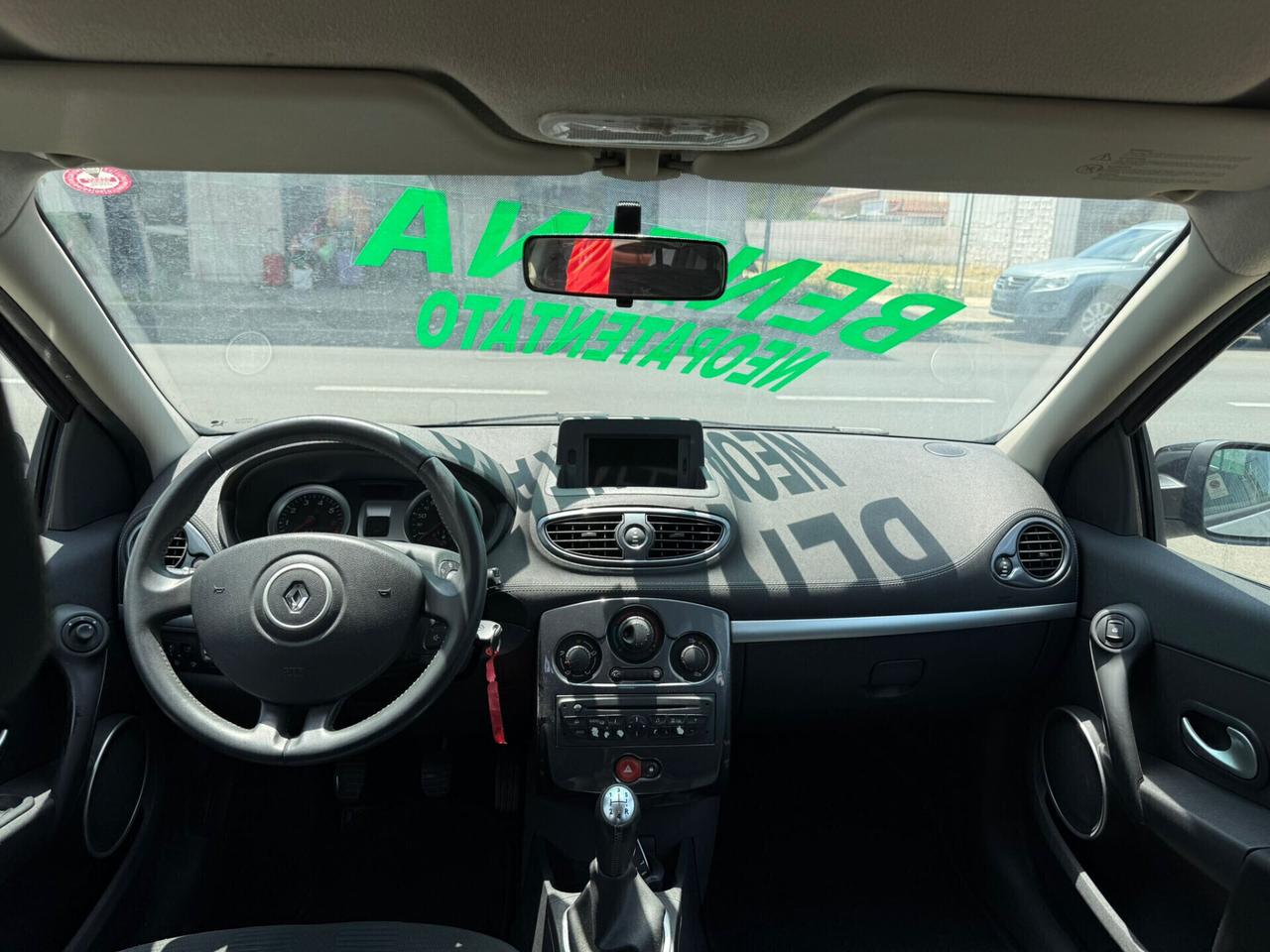 Renault Clio 1.2 16V 5 porte 20th Anniversario - Anno 12/2010 - Neopatentato