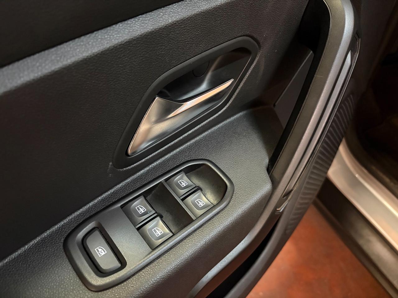 Dacia Duster 1.6 SCe GPL 4x2 Techroad